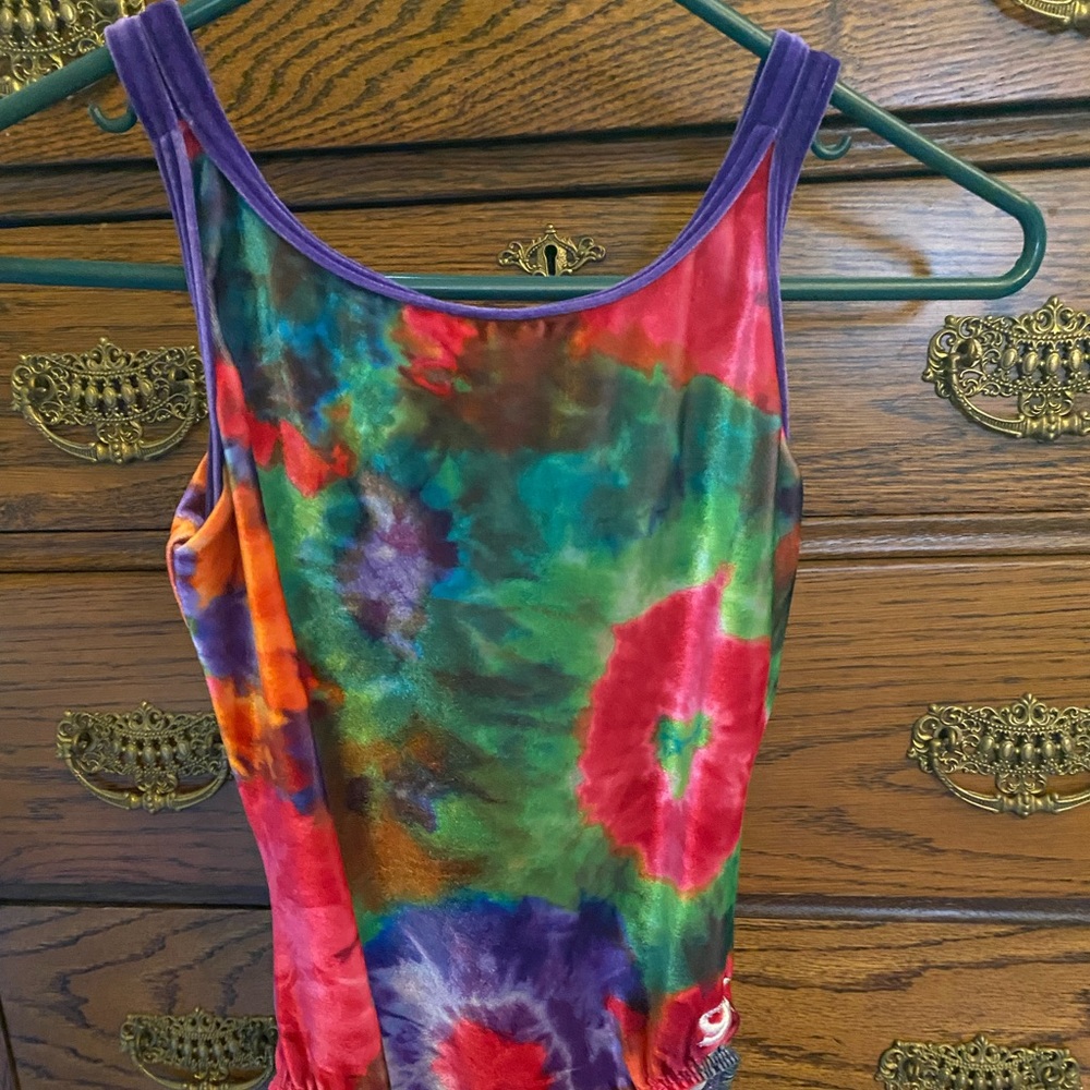 Excellent Condition Leo - Picture 2 of 3